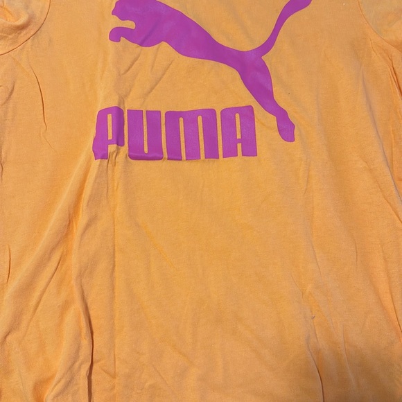 Activewear, New Puma T-Shirt - Picture 2 of 7